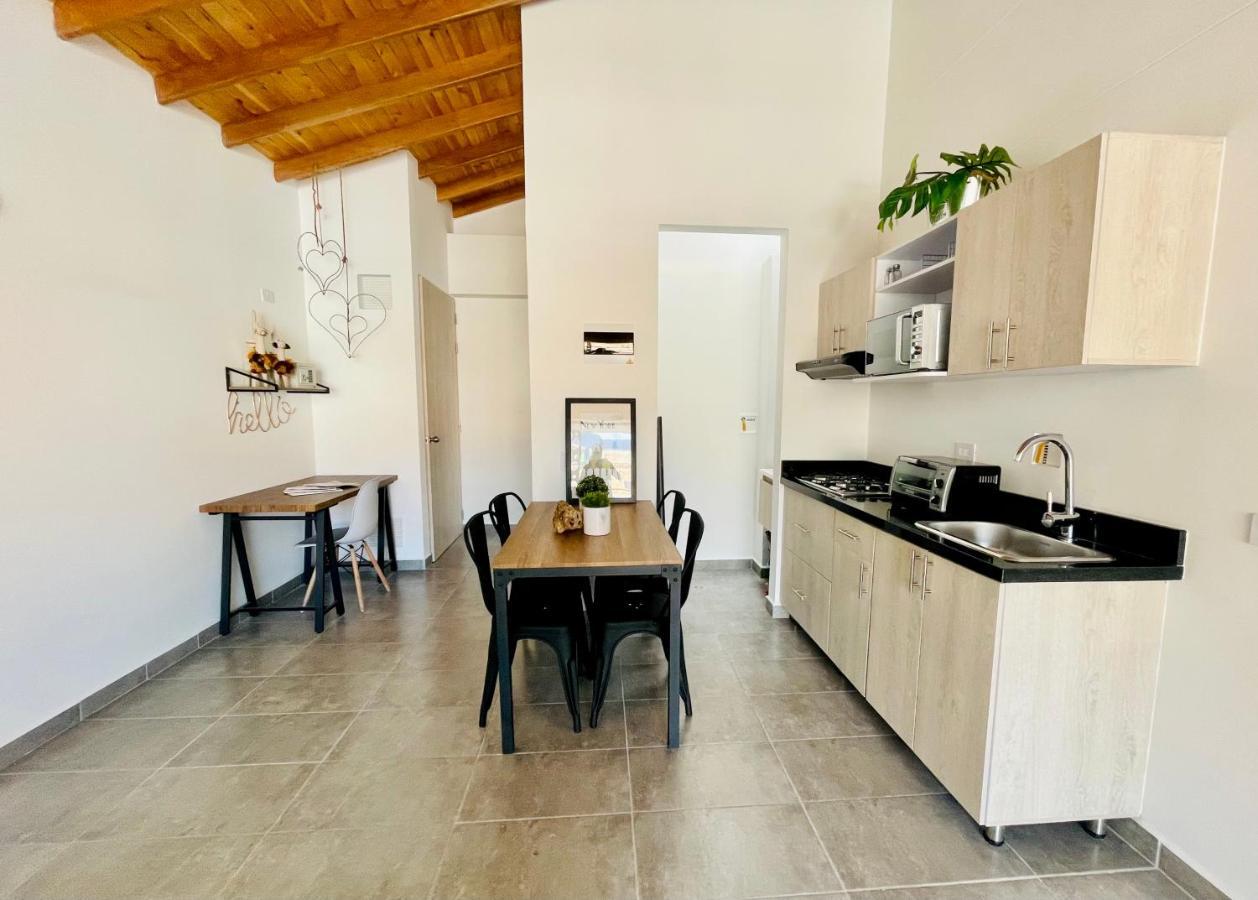 Tranvia 40 Apartments Medellin Luaran gambar
